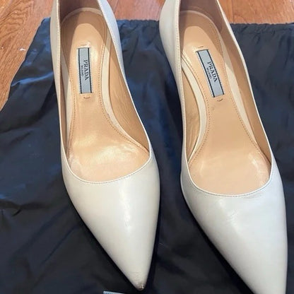 Prada White Patent Leather Pumps, 37 ½